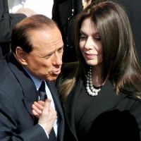 Veronica Lario chiede il divorzio al premier Silvio Berlusconi 3